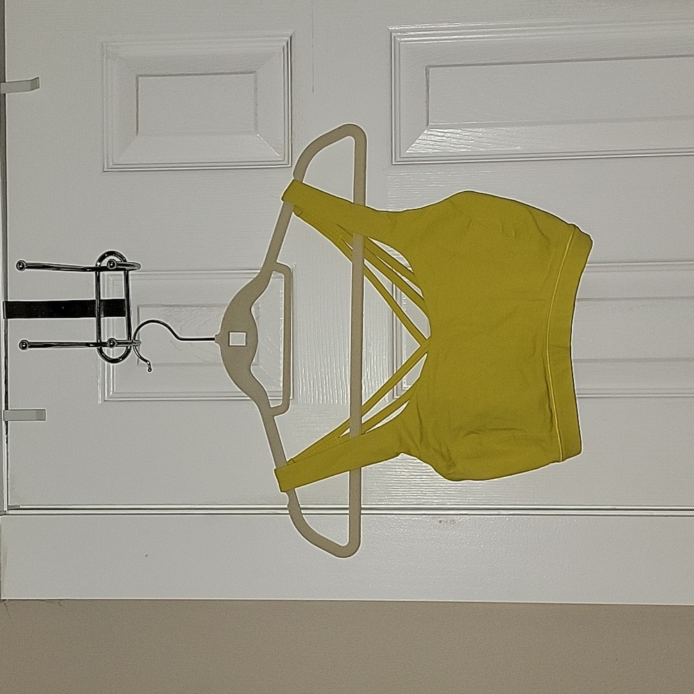 Lululemon Sports Bra size 6